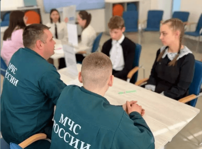 Более 1000 молодых оренбуржцев приняли участие в акции «Работа России»