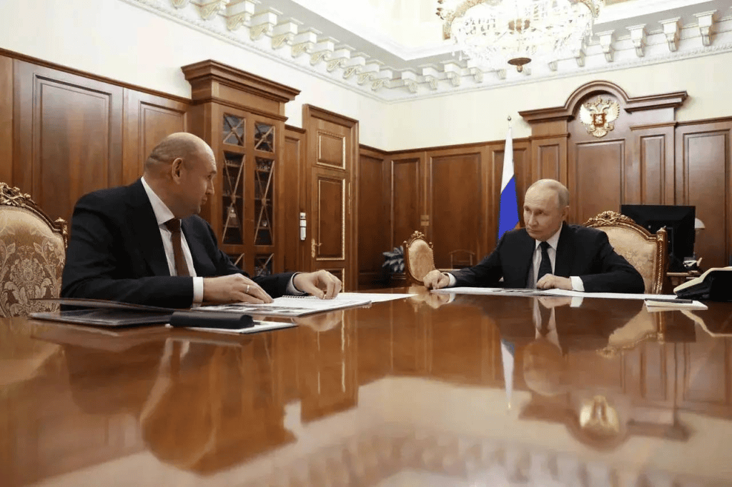 Евгений Солнцев доложил Владимиру Путину о развитии Оренбургской области