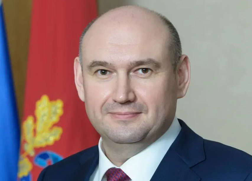 Евгений Солнцев поздравил работников и ветеранов ЖКХ