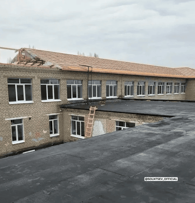 Оренбургская аварийная бригада ликвидирует последствия ударов по Перевальску
