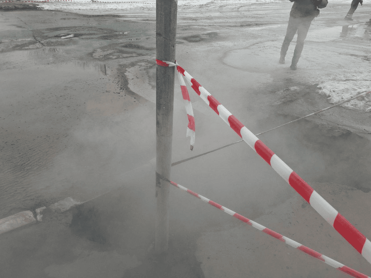Полиция перекрыла движение на месте обвала грунта в Оренбурге