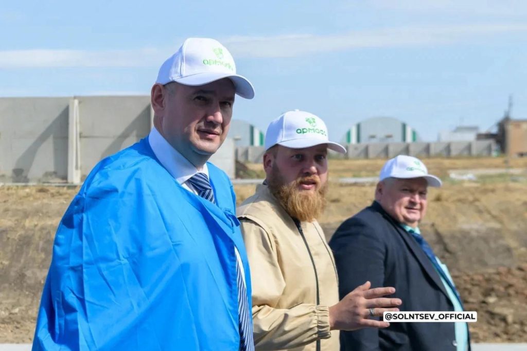 В 2027 году оренбургский производитель увеличит выпуск молока до 40 тонн в сутки