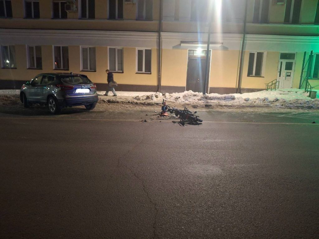 В Оренбурге 9 января произошло ДТП с участием электросамоката