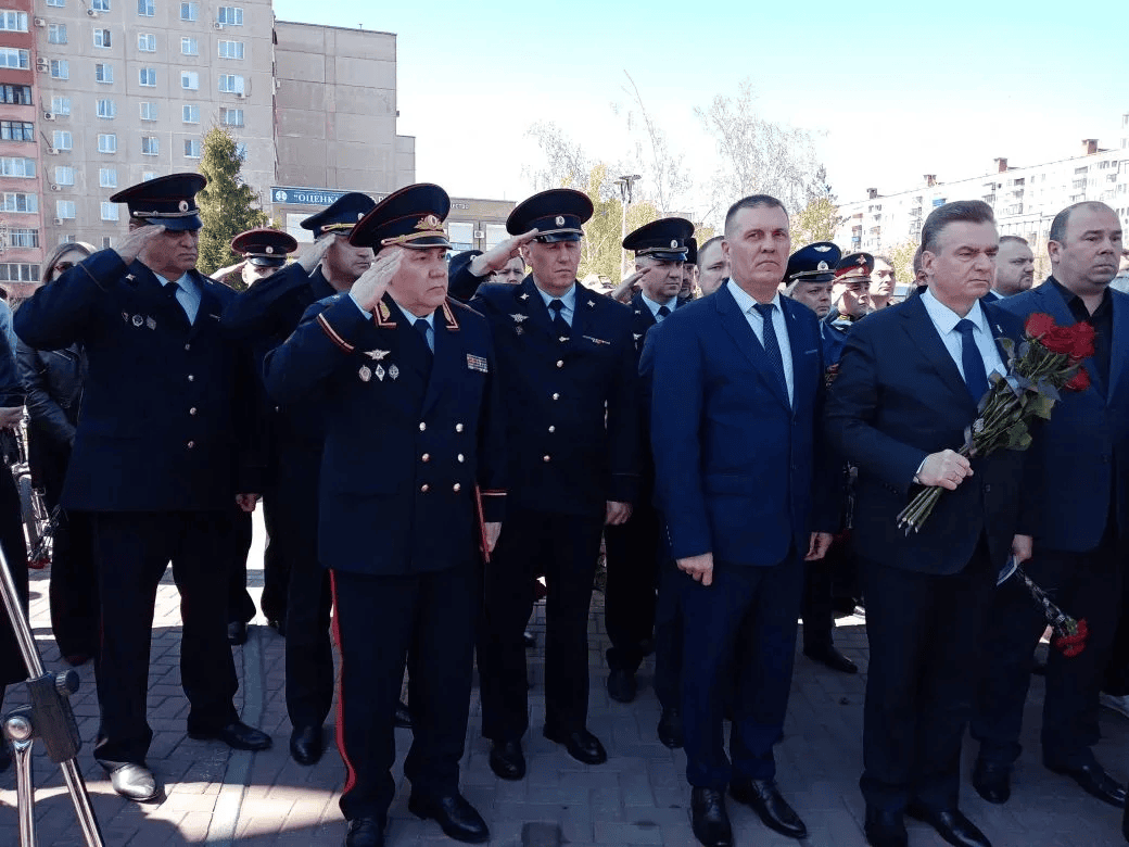 В Оренбуржье простились с погибшим при перестрелке Никитой Гнусиным